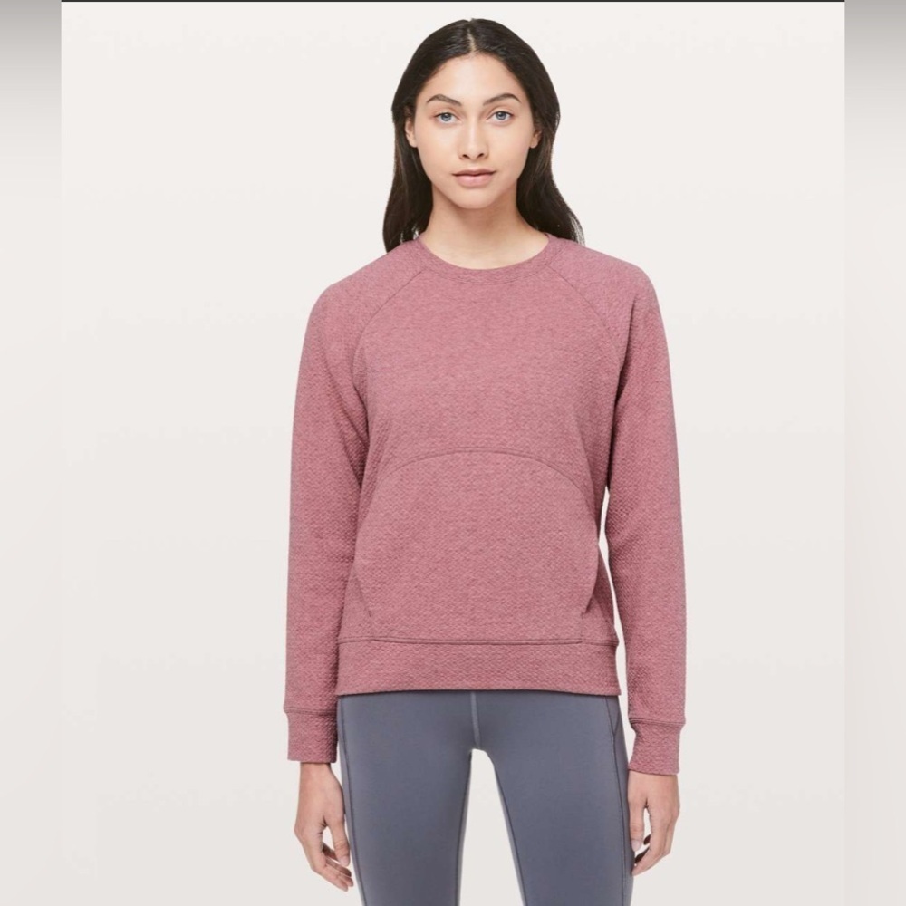 Lululemon Catch A Moment Crew- EUC